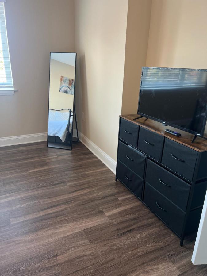 Spacious 2 Bed, 2 Bath Uptown Gem In The Heart Of The City-Parking-Wi-Fi-Balcony Cgv Charlotte Exteriör bild