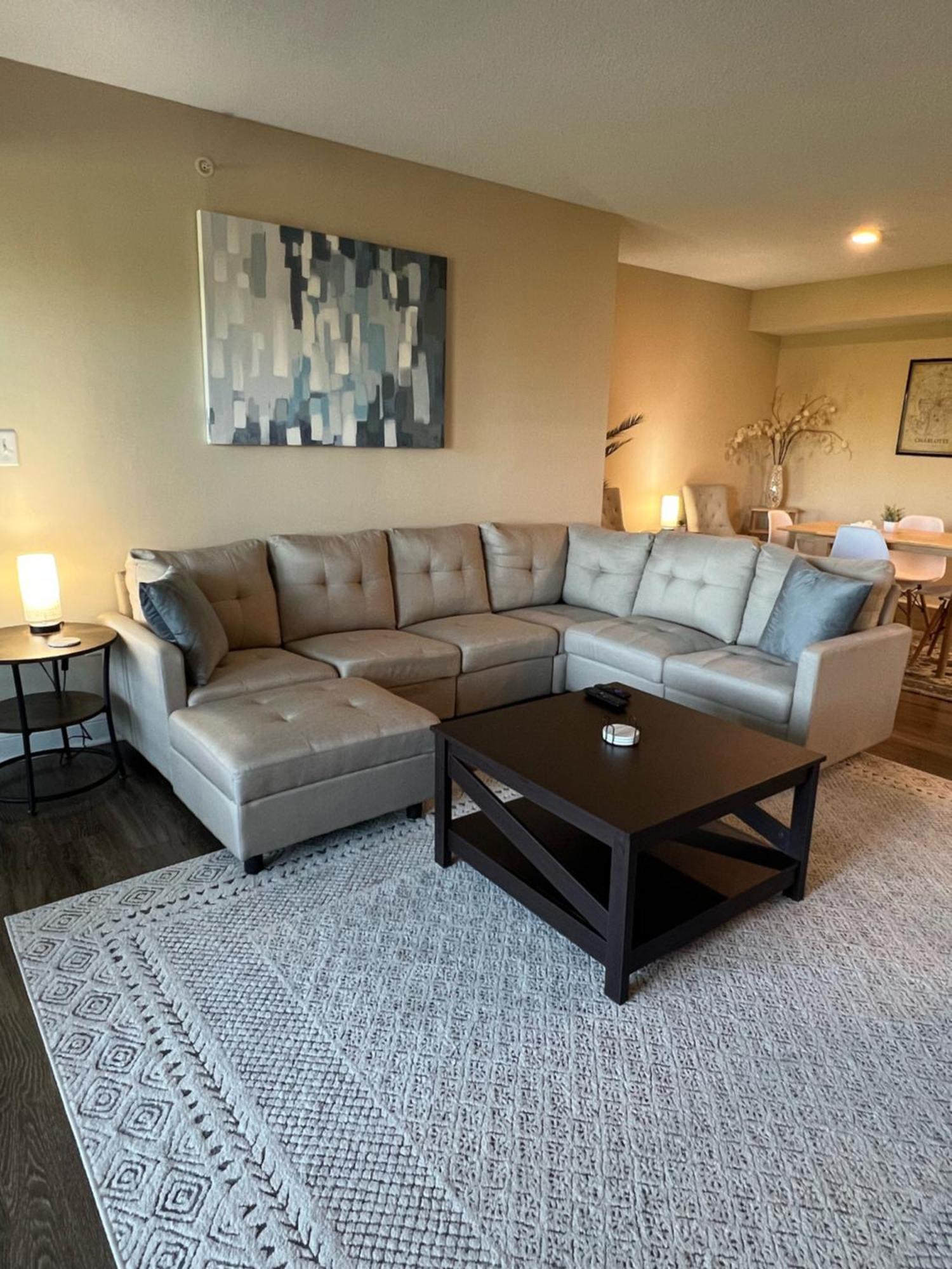 Spacious 2 Bed, 2 Bath Uptown Gem In The Heart Of The City-Parking-Wi-Fi-Balcony Cgv Charlotte Exteriör bild